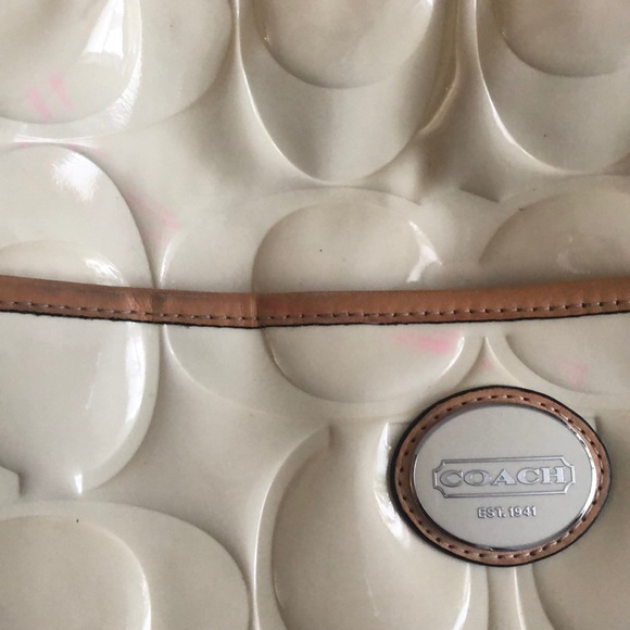 Coach patent leather hobo bag - Picture 8 of 8